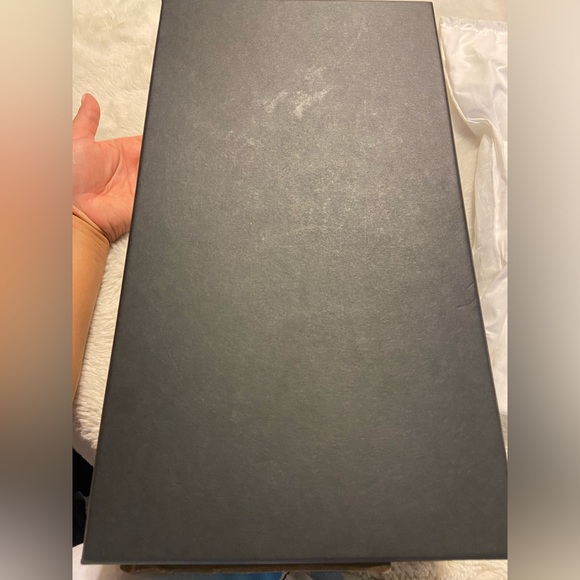 New GUCCI shoe box & dust bags for sandals / slides for new style - Picture 5 of 7